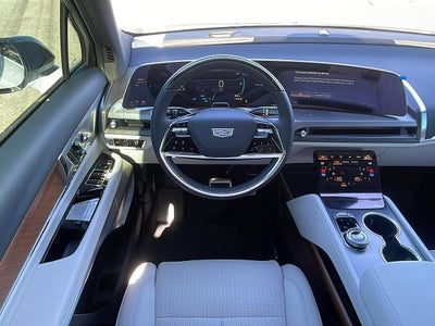 2026 Cadillac VISTIQ Sport