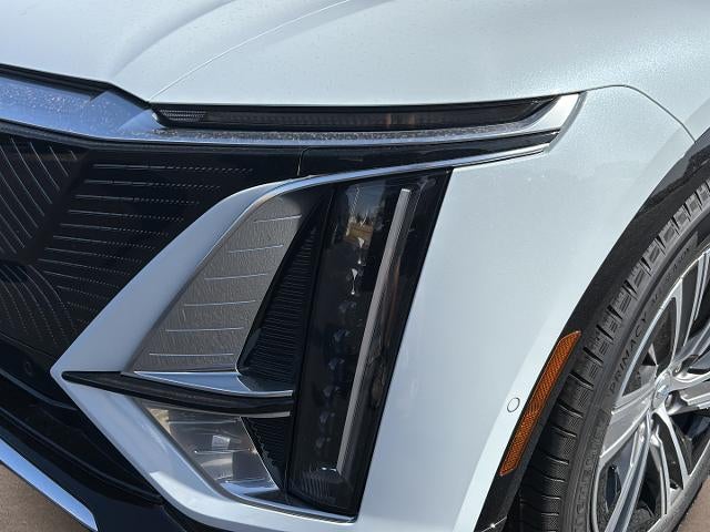 2027 Cadillac LYRIQ Premium Luxury - Photo 6