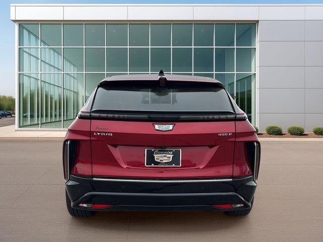 2024 Cadillac LYRIQ Luxury 2