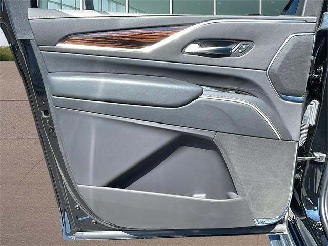 2023 Cadillac Escalade ESV Premium Luxury